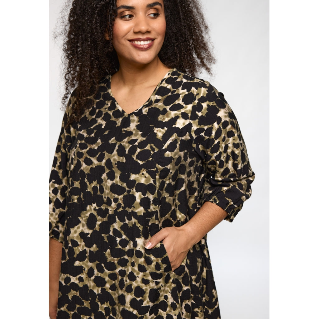 Studio SBirgitte Dress Dress Black with green clouds