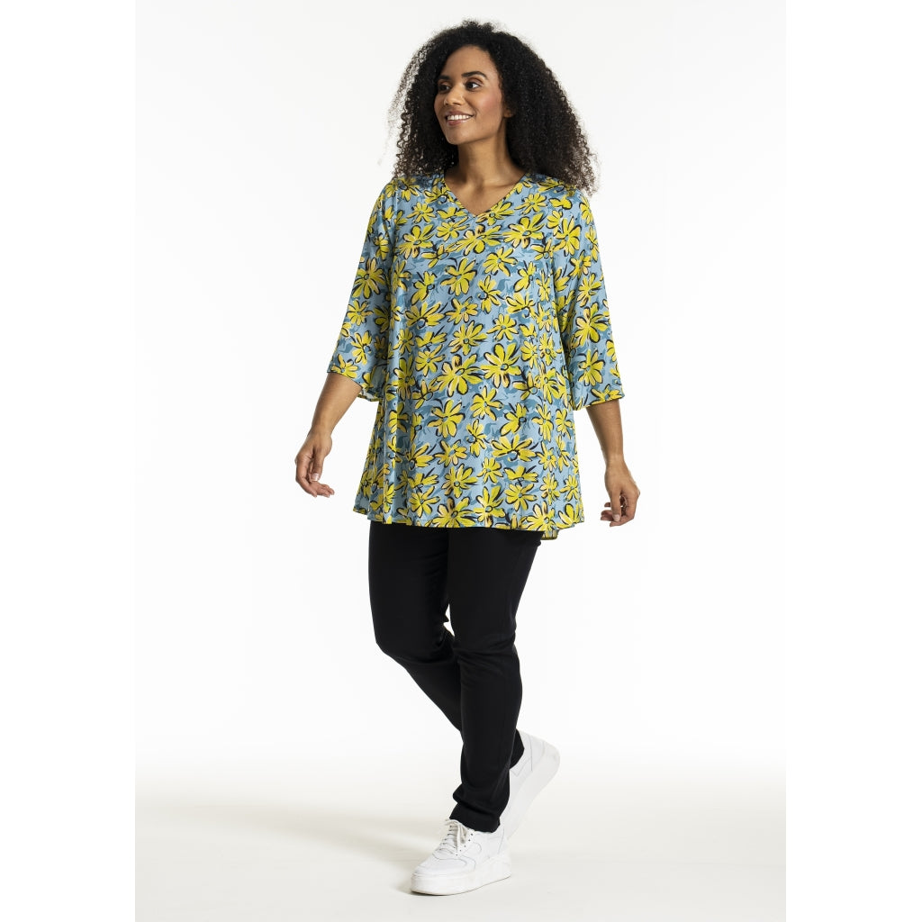 Studio SCamilla Tunic Tunic Blue yellow green flowers