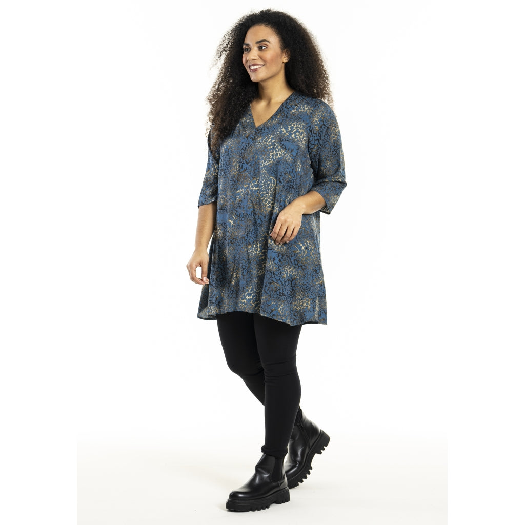 Studio SElma Shirt Shirt Blue gold leo