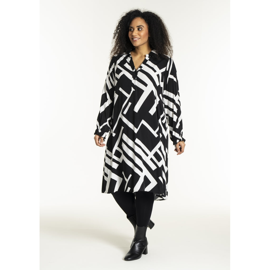 Studio SGunda Dress Dress Black with white squares