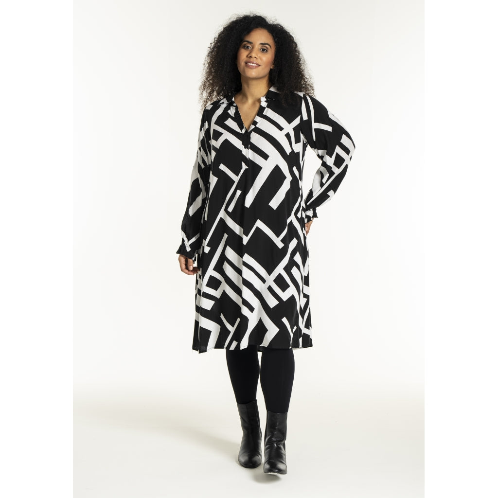 Studio SGunda Dress Dress Black with white squares