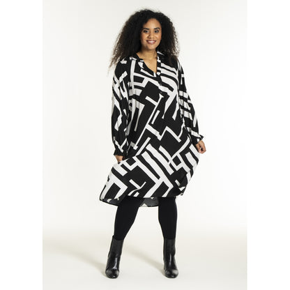 Studio SGunda Dress Dress Black with white squares