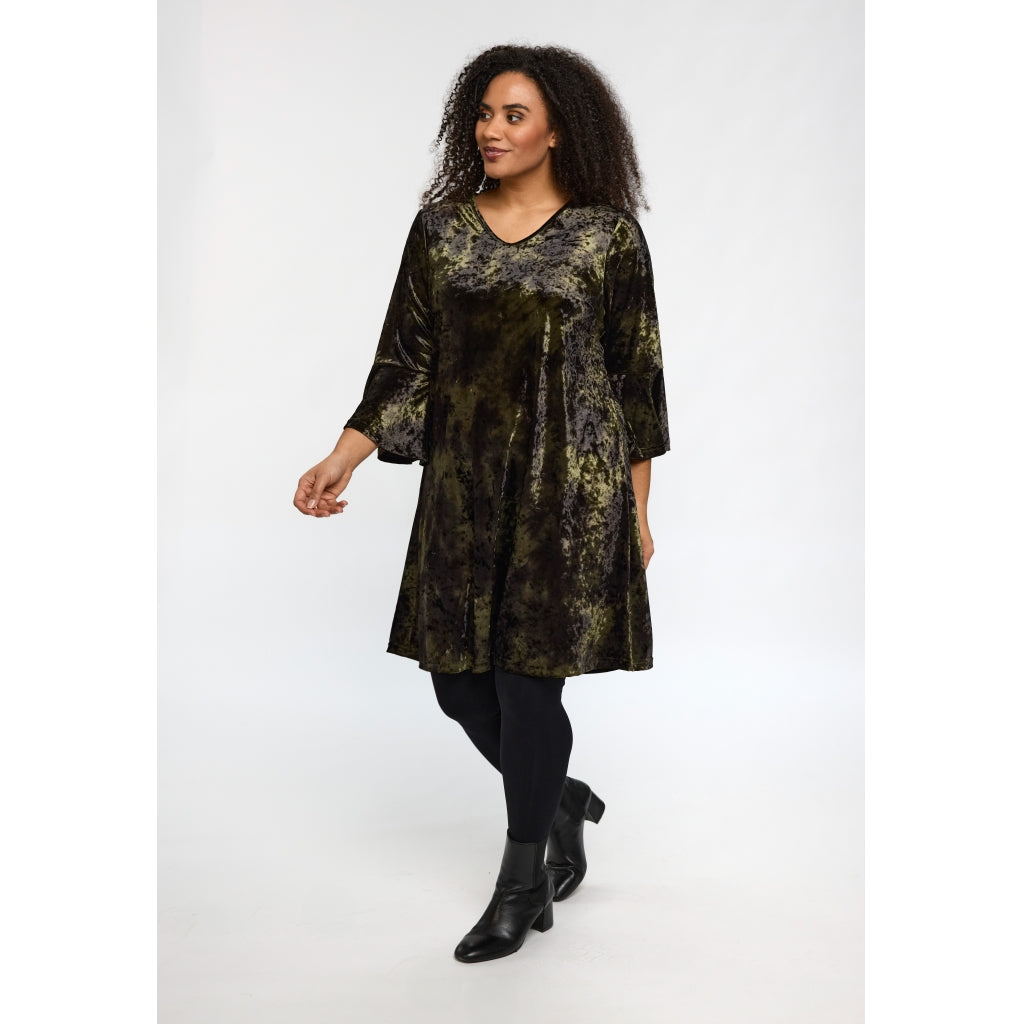 Studio SHelda Dress Dress Green velvet