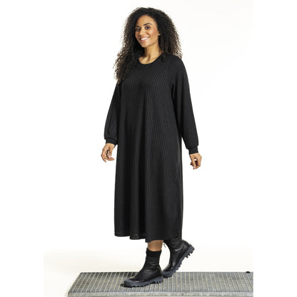 Studio SIngermette Knitted Dress Dress Black