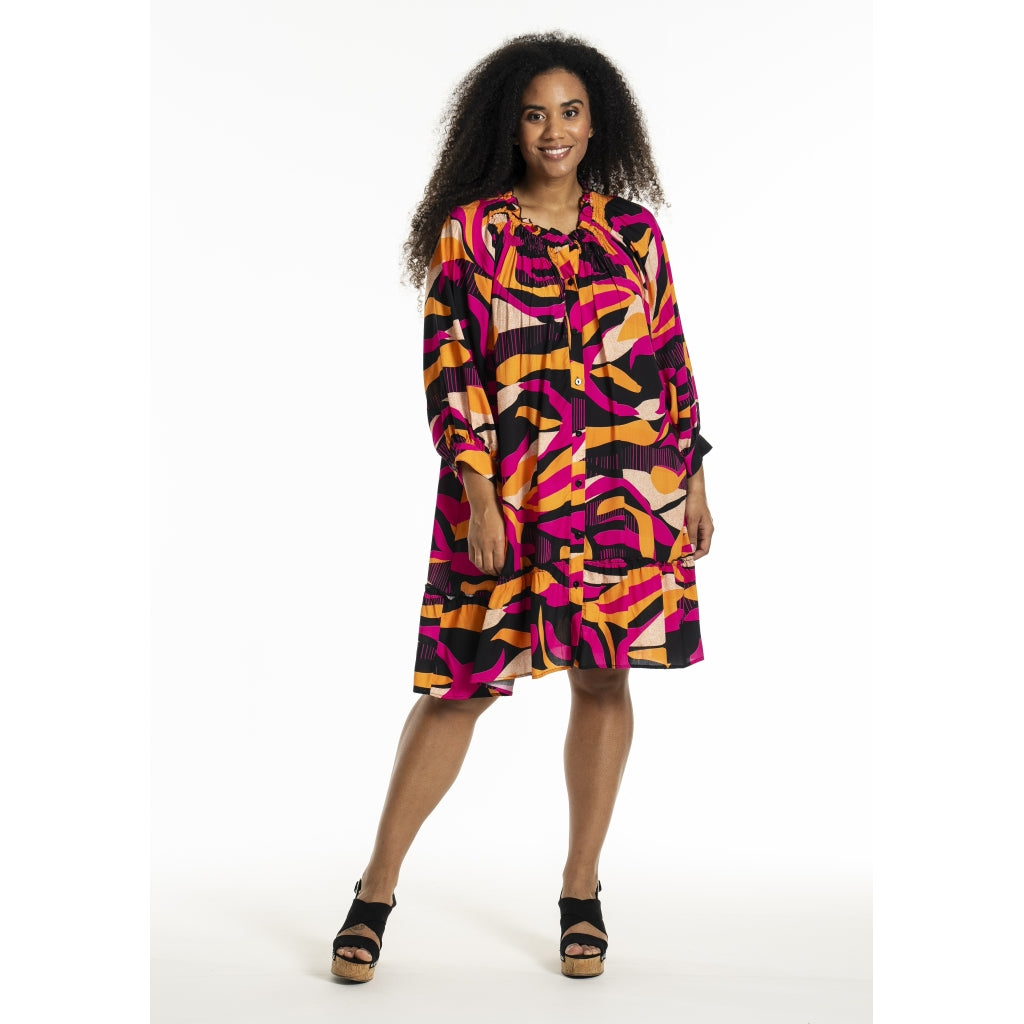 Studio SJeanett Dress Dress Black pink and orange stripes