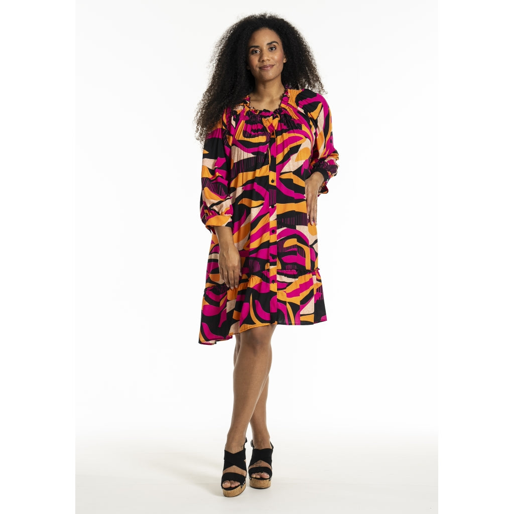 Studio SJeanett Dress Dress Black pink and orange stripes