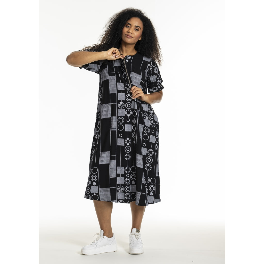 Studio SJetta Spencer Spencer Black with white patterns