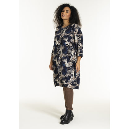 Studio SLonetta Dress Dress Navy with sand print