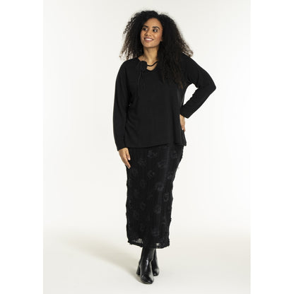 Studio SNalika knit blouse with rose Blouse Black