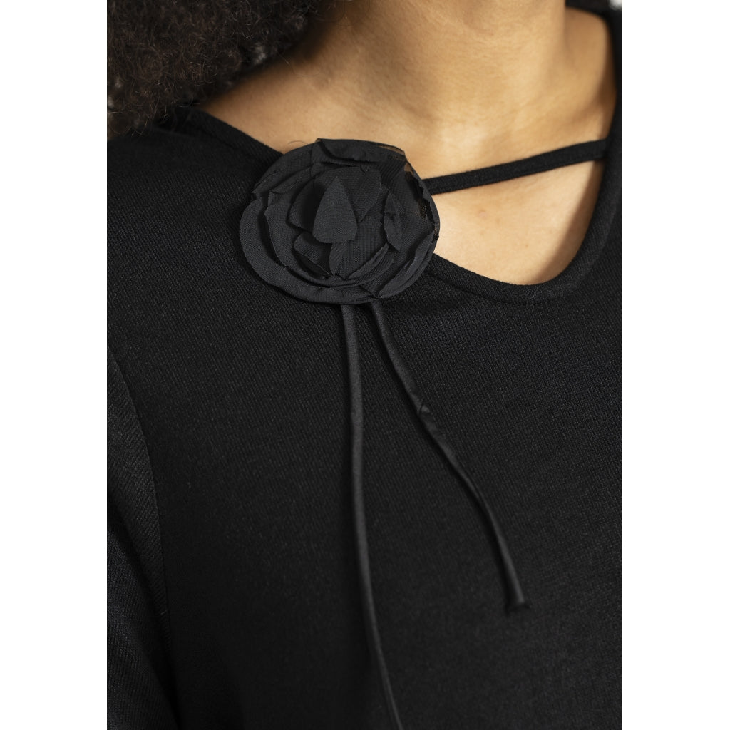 Studio SNalika knit blouse with rose Blouse Black