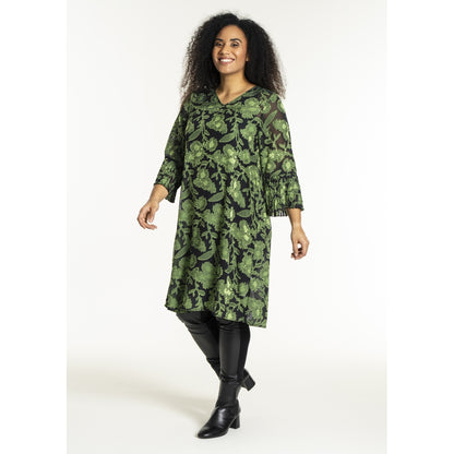Studio SNathalie Dress Dress Black with bright green flowers