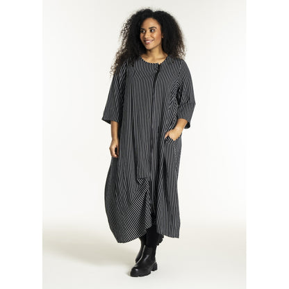 Studio SNoella Dress Dress Black with white stripe