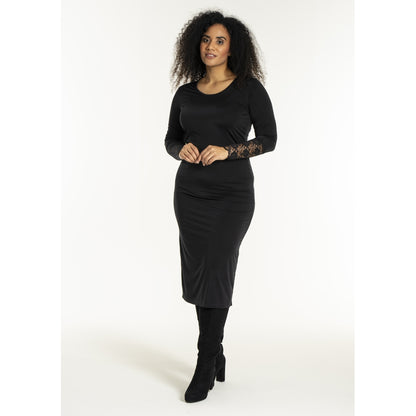 Studio SNoreen Long underdress with lace Dress Black